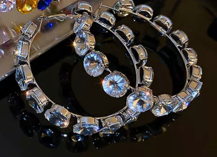 Party Girl Hoops